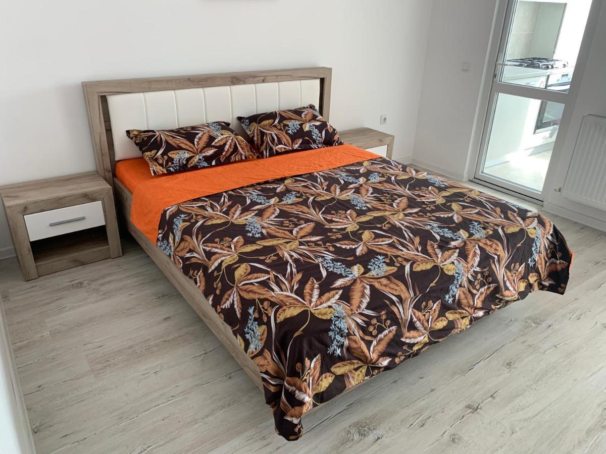Roşu Residence Tineretului מראה חיצוני תמונה